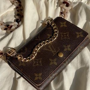 * SOLD ON IG* Authentic Louis Vuitton Vintage Reworked Crossbody Purse Wallet